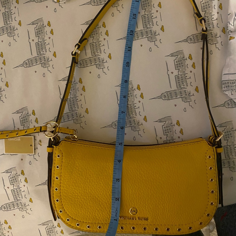 Michael Michael Kors CAMDEN SMALL POCHETTE NWT - Picture 7 of 8